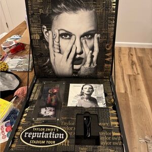 Taylor Swift | Art | Taylor Swift Reputation Tour Vip Box | Poshmark